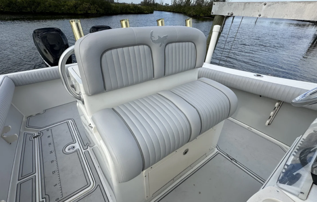Upholstery for Boats Improves Comfort and Style for Better Interior Performance